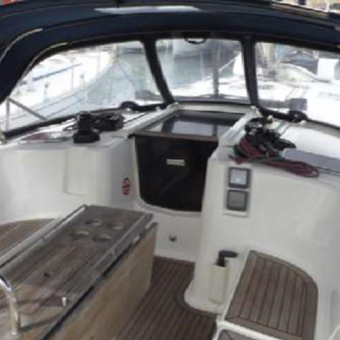 Economy | Dufour 455 GL photo 1