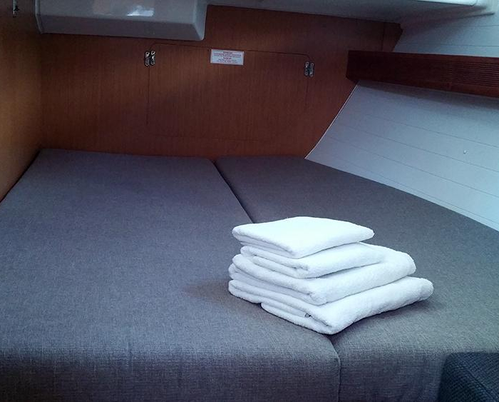 Silver Cloud | Bavaria Cruiser 50 photo 26