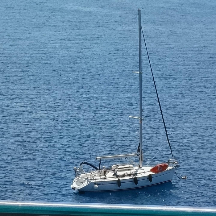 Ra | Bavaria 38 photo 6