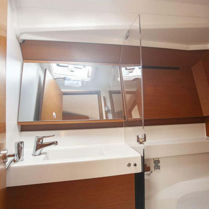 Sea Breeze | Sun Odyssey 410 photo 9