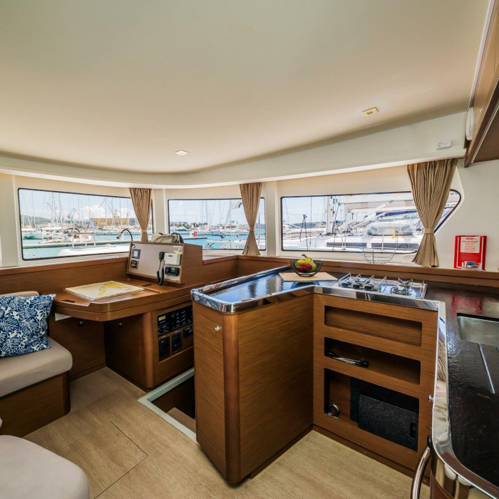 Edita | Lagoon 42 photo 15