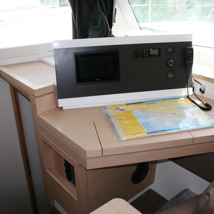 Admira | Fountaine Pajot LUCIA 40 photo 13