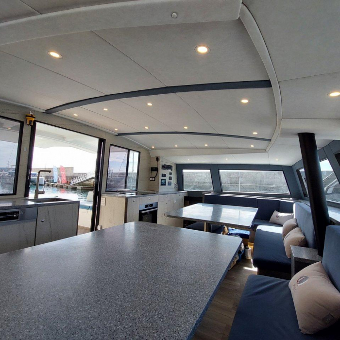 Orange | Luna 47 Power photo 11