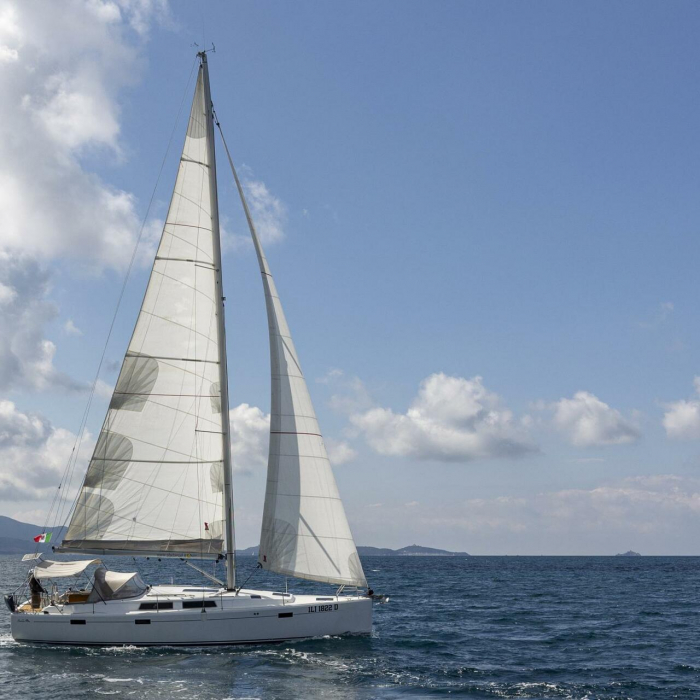 Talia - Solar Panel | Hanse 415 photo 4