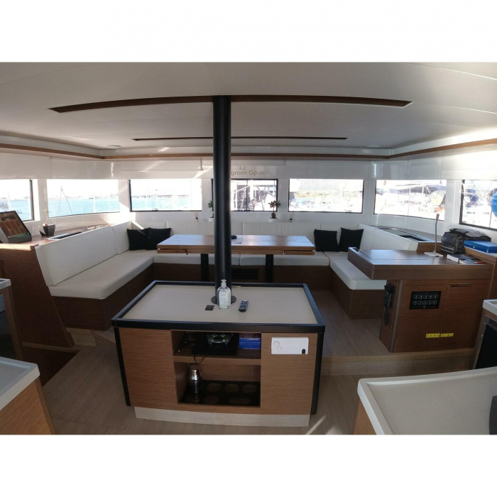 Magnum Opus | Lagoon 50 photo 17