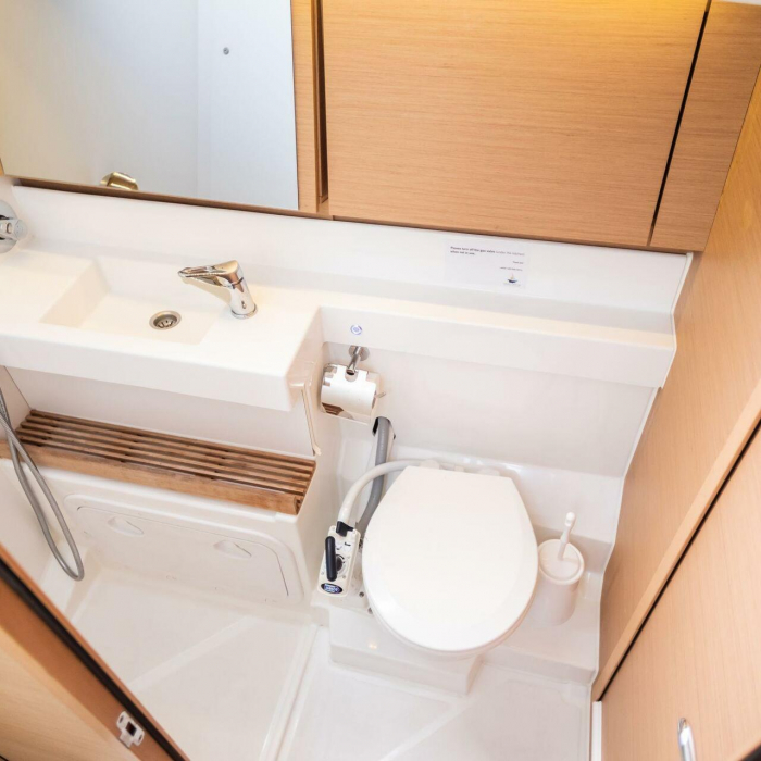 Irini | Sun Odyssey 440 photo 22