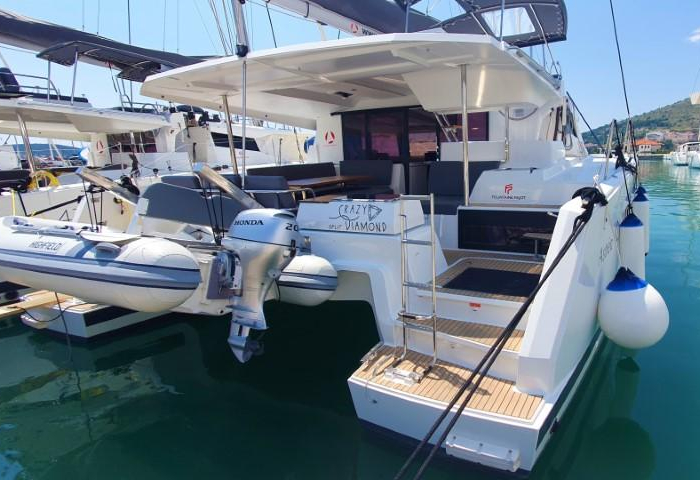 Crazy Diamond | Fountaine Pajot Astrea 42 photo 1