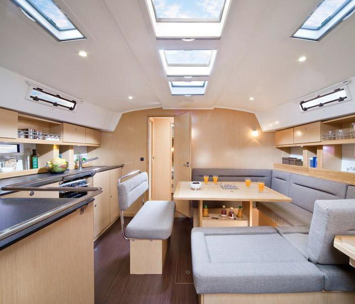 Chiara F. | Bavaria Cruiser 45 photo 4