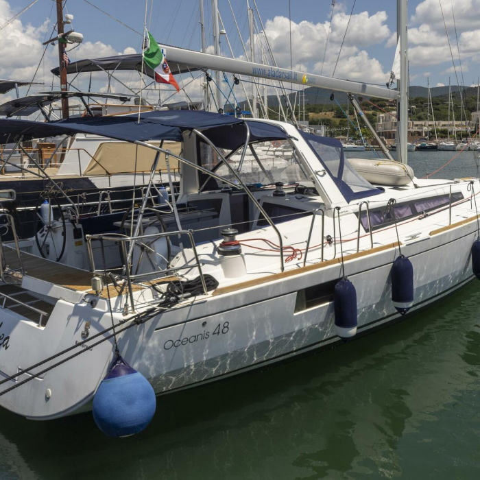 Anthea - Solar Panel | Oceanis 48 photo 7