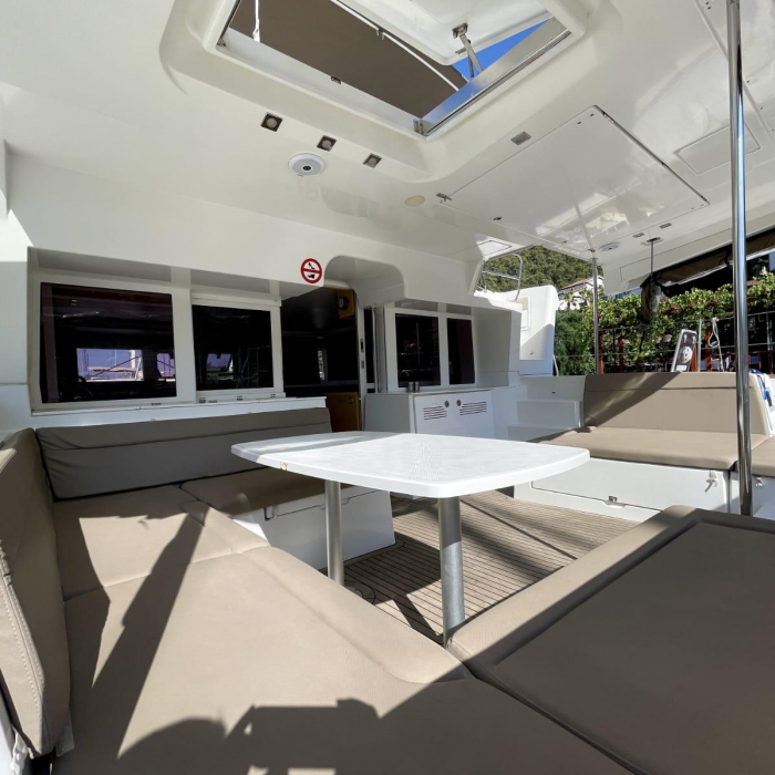 Altair | Lagoon 450 F photo 7