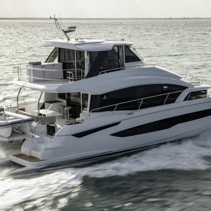 By My Side | Aquila 54 photo 1