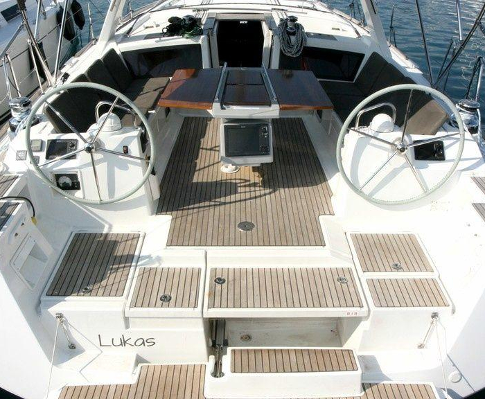 Lukas | Oceanis 48 photo 8