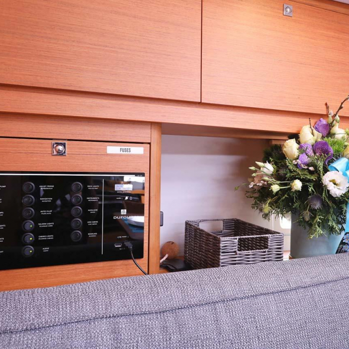 Lucia 1 | Dufour 430 photo 19