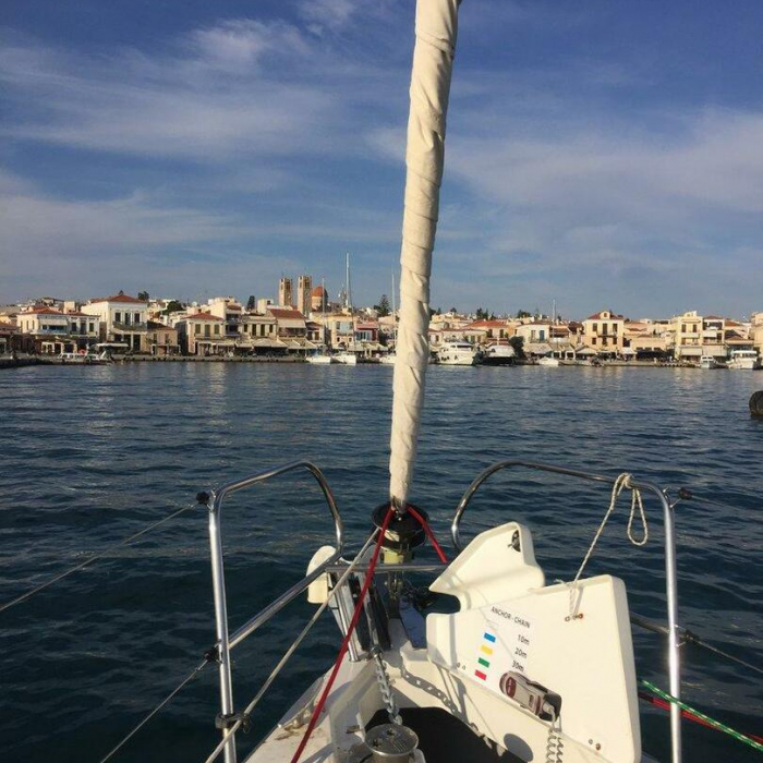 WIND OF CHANGE | Oceanis 37 photo 11