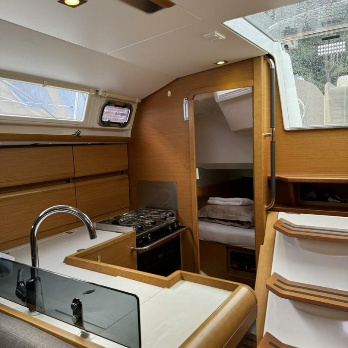 ZikkZakk | Sun Odyssey 409 photo 6