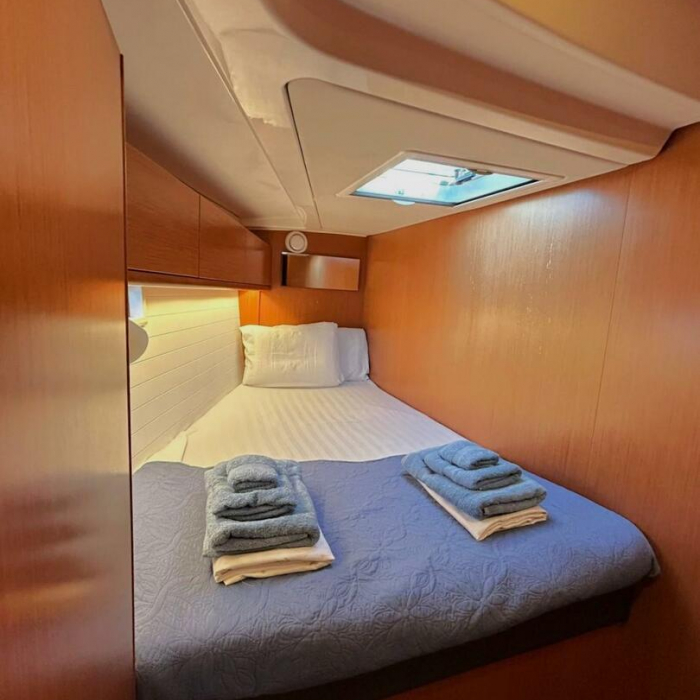 Leonidas VI | Bavaria cruiser 51 photo 5