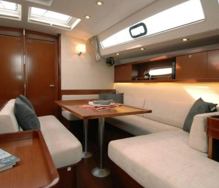 Flying Colours | Oceanis 50 Family photo 8