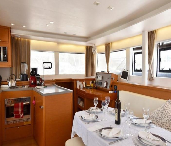 Omiros II | Lagoon 450 Flybridge photo 22