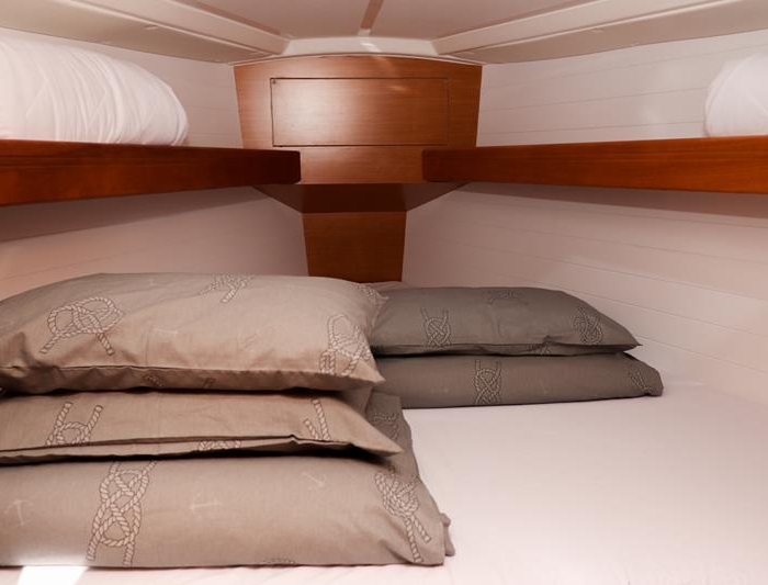 Lia | Bavaria Cruiser 34 photo 28