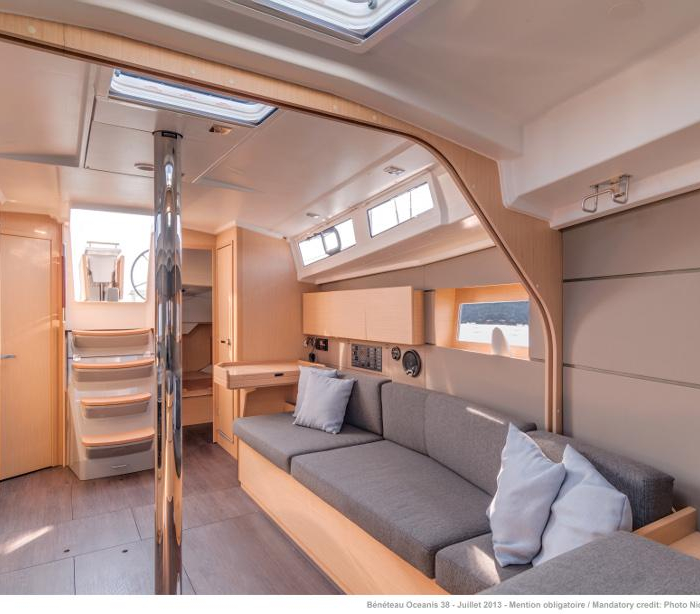 Kos 38.1 | Oceanis 38 photo 4