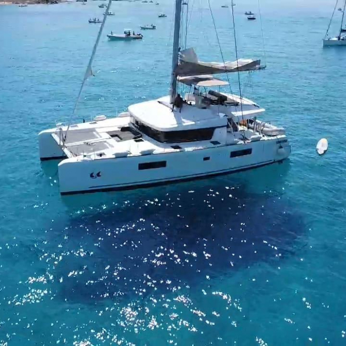 Cala Luna | Lagoon 52F photo 15