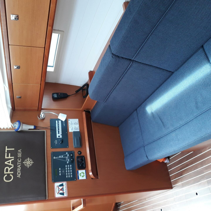 Mišac | Bavaria Cruiser 37 photo 8