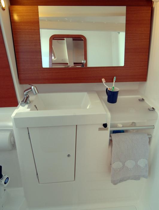 China girl | Dufour 375 GL photo 18