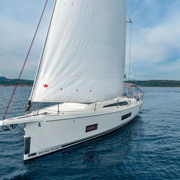 Circe - Water maker, Solar Panel | Oceanis 46.1 photo 16