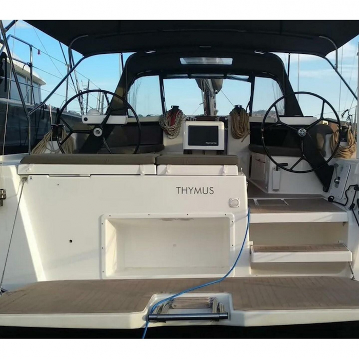 Thymus | Dufour 430 Grand Large photo 1