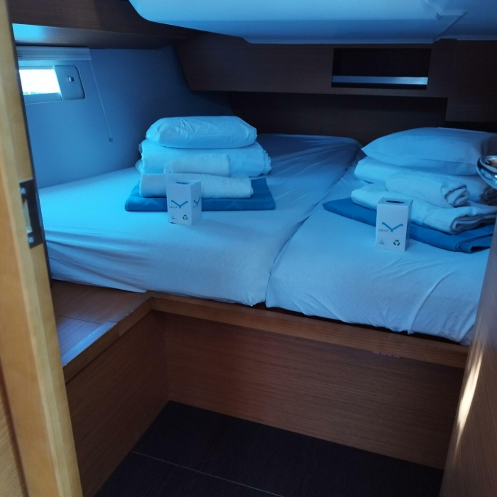 Thymus | Dufour 430 Grand Large photo 13