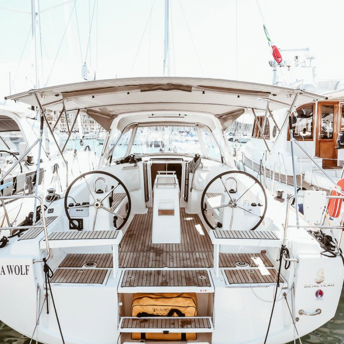 Class | Oceanis 38.1 photo 1