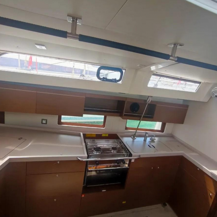 Ariel | Oceanis 46.1 photo 13