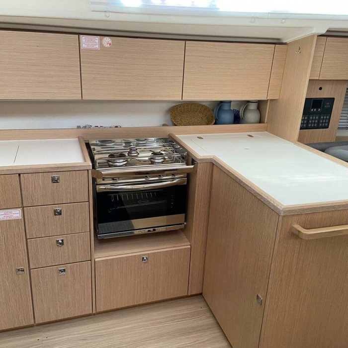 Seawave | Bavaria C42 photo 14