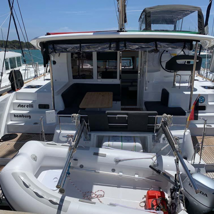 StarElli | Lagoon 40 photo 1