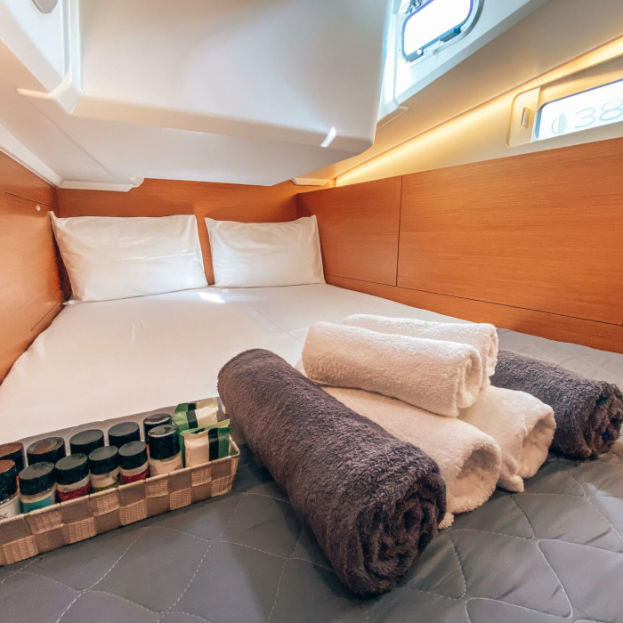 Aquaholic | Sun Odyssey 410 photo 5