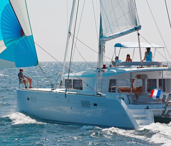 Caliente | Lagoon 450 Flybridge photo 5