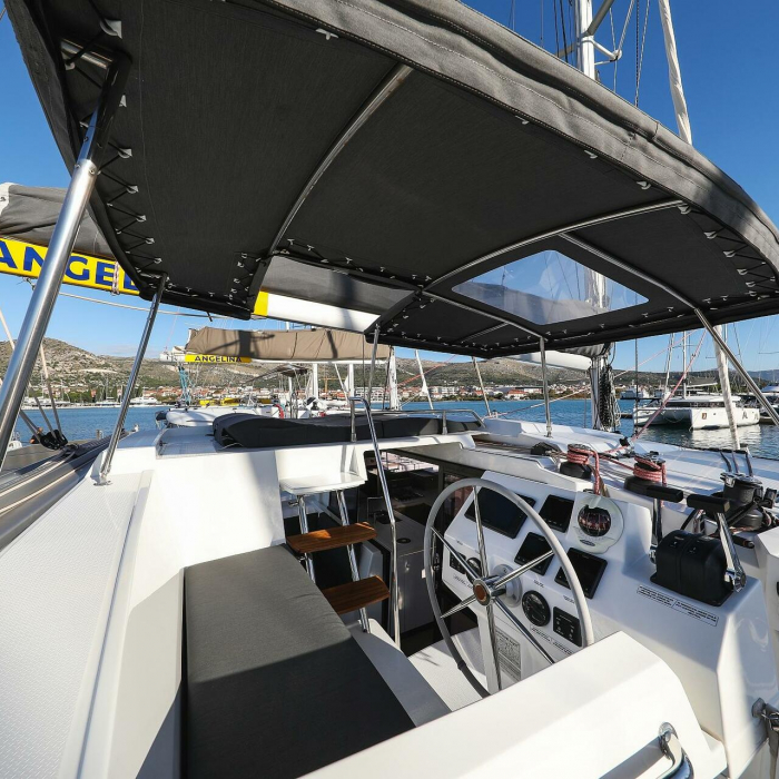 Macho | Fountaine Pajot Astrea 42 Quatuor photo 34