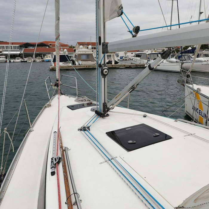 Homeoffice | Bavaria Cruiser 33 photo 27