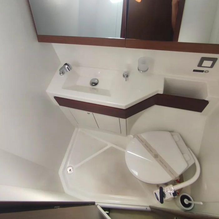 Ariel | Oceanis 46.1 photo 3