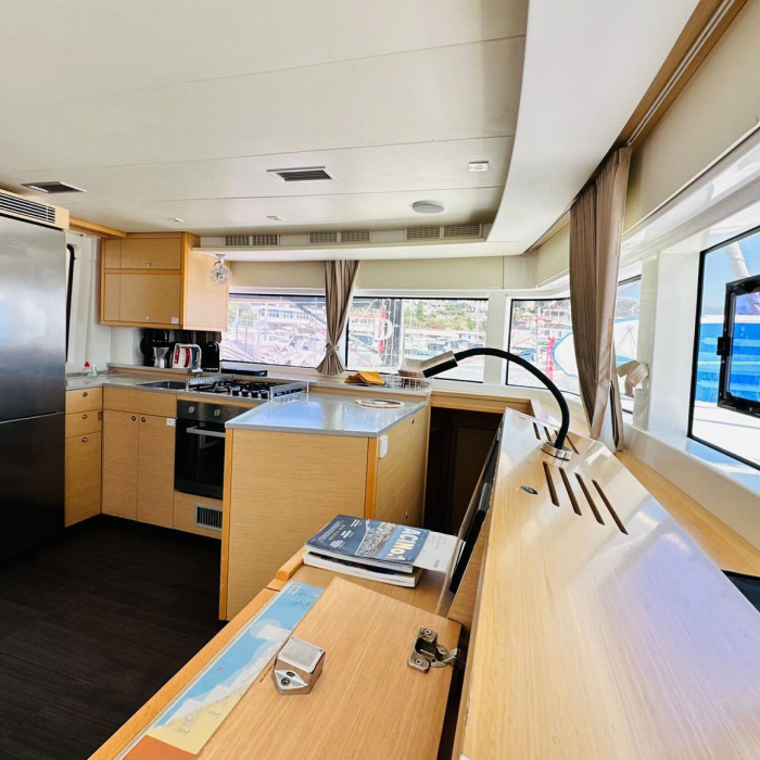 Madonna of Adriatic | Lagoon 52 F photo 14