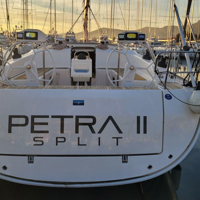 Petra 2 | Bavaria cruiser 51 photo 14