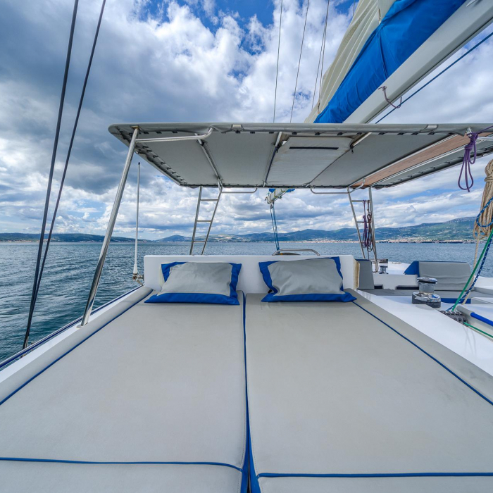 Blue | Luna 49 photo 22