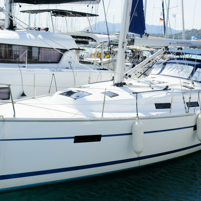 Deneb | Bavaria 40 Cruiser photo 3