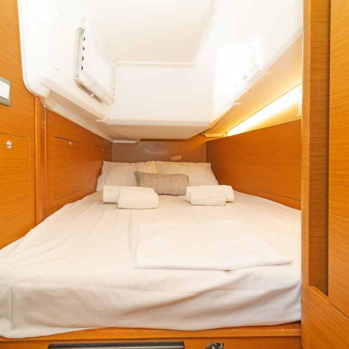 Sea Whisper | Sun Odyssey 410 photo 9