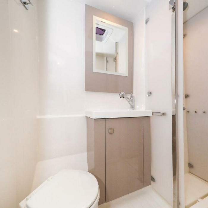 Macho | Fountaine Pajot Astrea 42 Quatuor photo 12