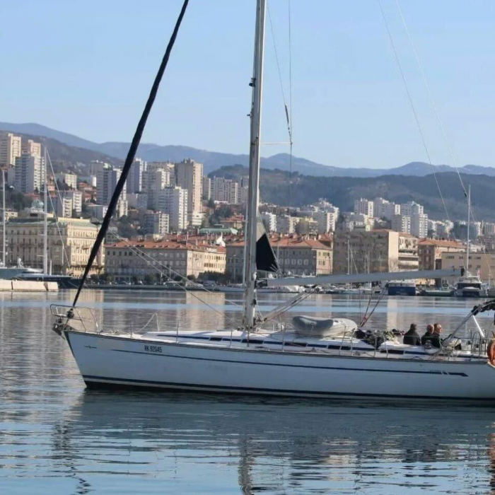 Sea Toy | Bavaria 44 photo 5