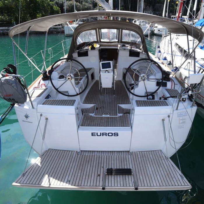 Euros | Sun Odyssey 419 photo 3