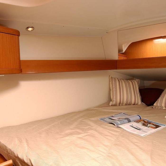 Aquamarine | Oceanis 34 photo 11