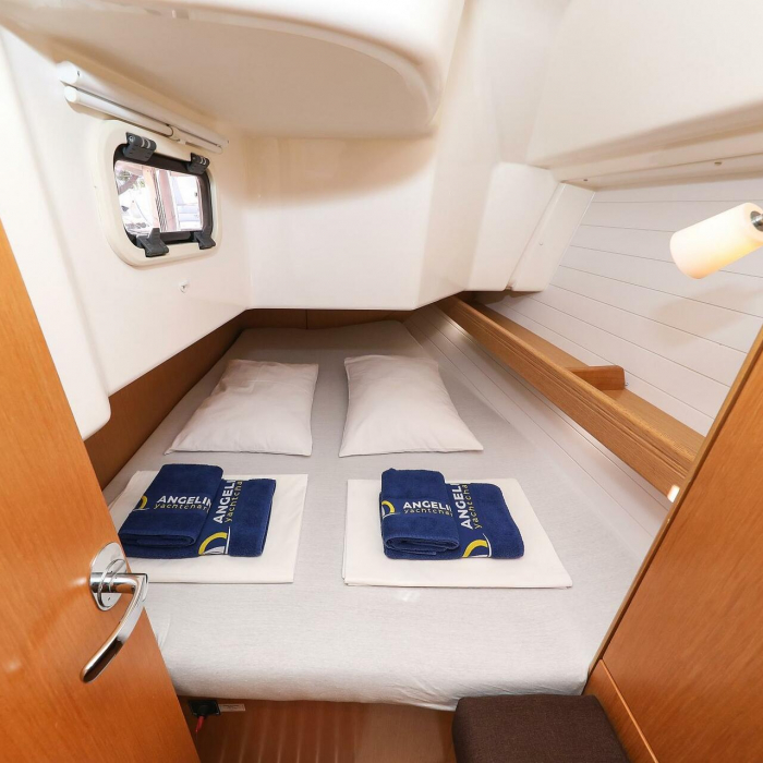 Lady One | Bavaria Cruiser 34 photo 28