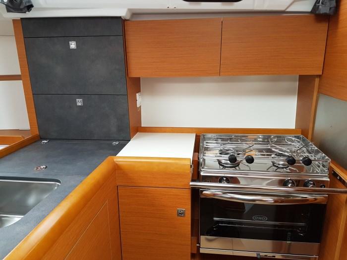 Romana | Sun Odyssey 349 photo 6